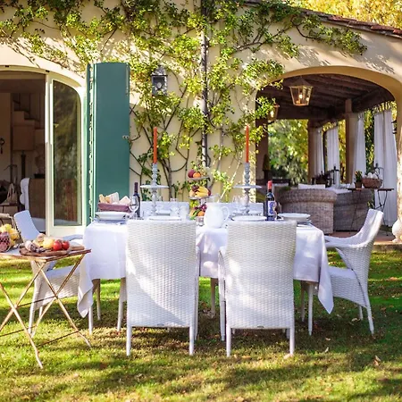 In With Pool & Tuscan Views * Camaiore