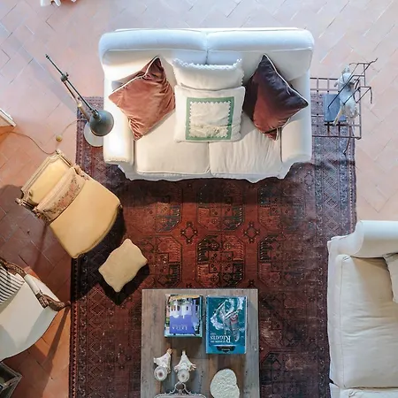 In With Pool & Tuscan Views Villa Camaiore