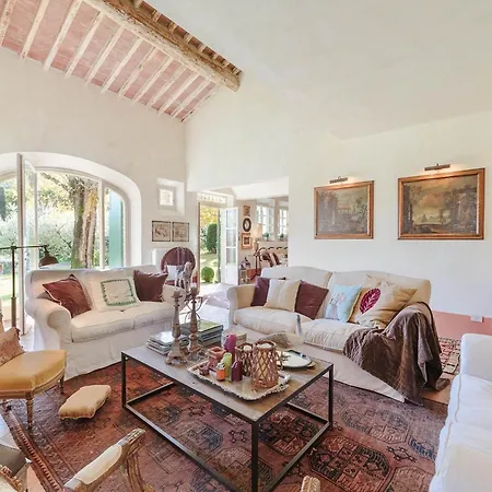 Villa In With Pool & Tuscan Views